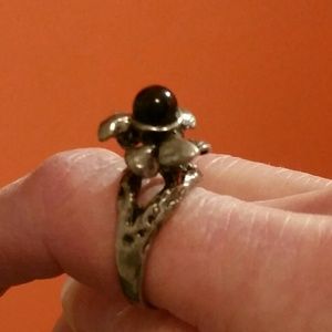 SILVER ARTISAN RING